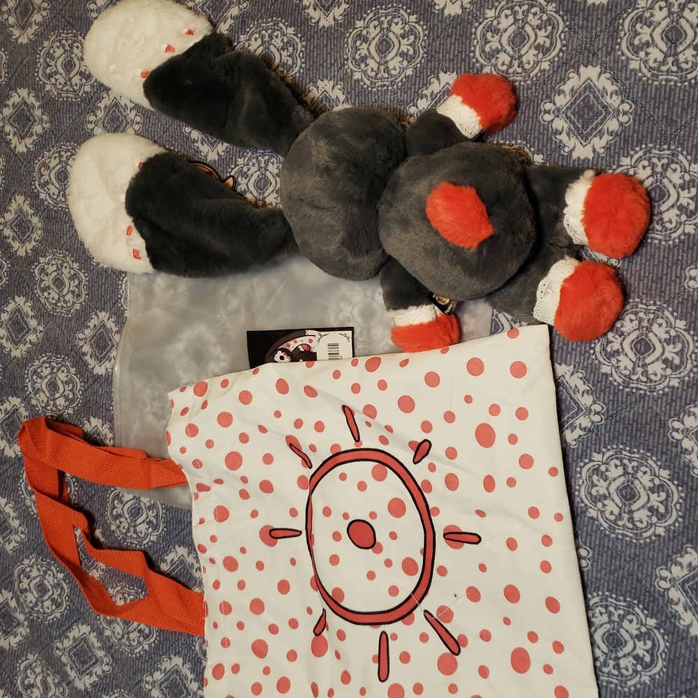 Plushie Dreadful Psoriasis Rabbit - Picture 2 of 12